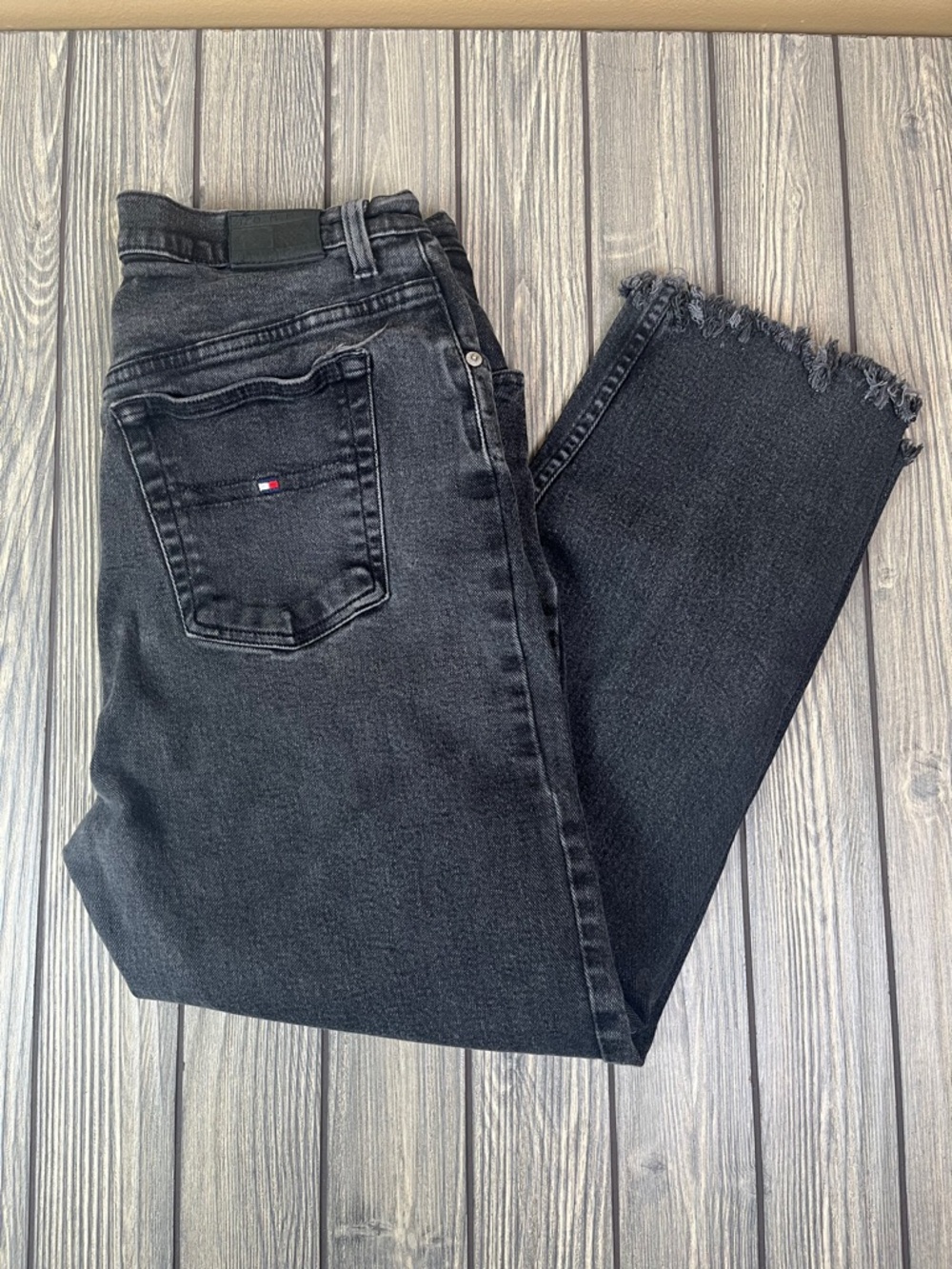 Vintage Tommy Hilfiger Black Distressed High Rise Mom Jeans Size 16